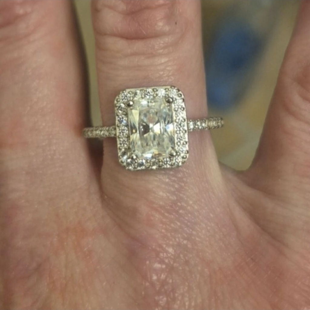 Gra Certified 2.25 Ct* Vvs1 Radiant-Cut Halo Pave Moissanite Ring Size 7